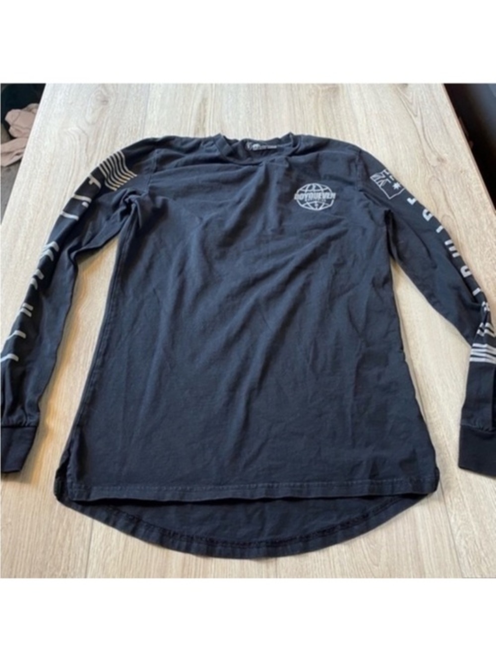 Do you even doyoueven black white long sleeve shirt top